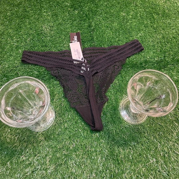 Huit Paris underwear/Panties - Picture 4 of 5